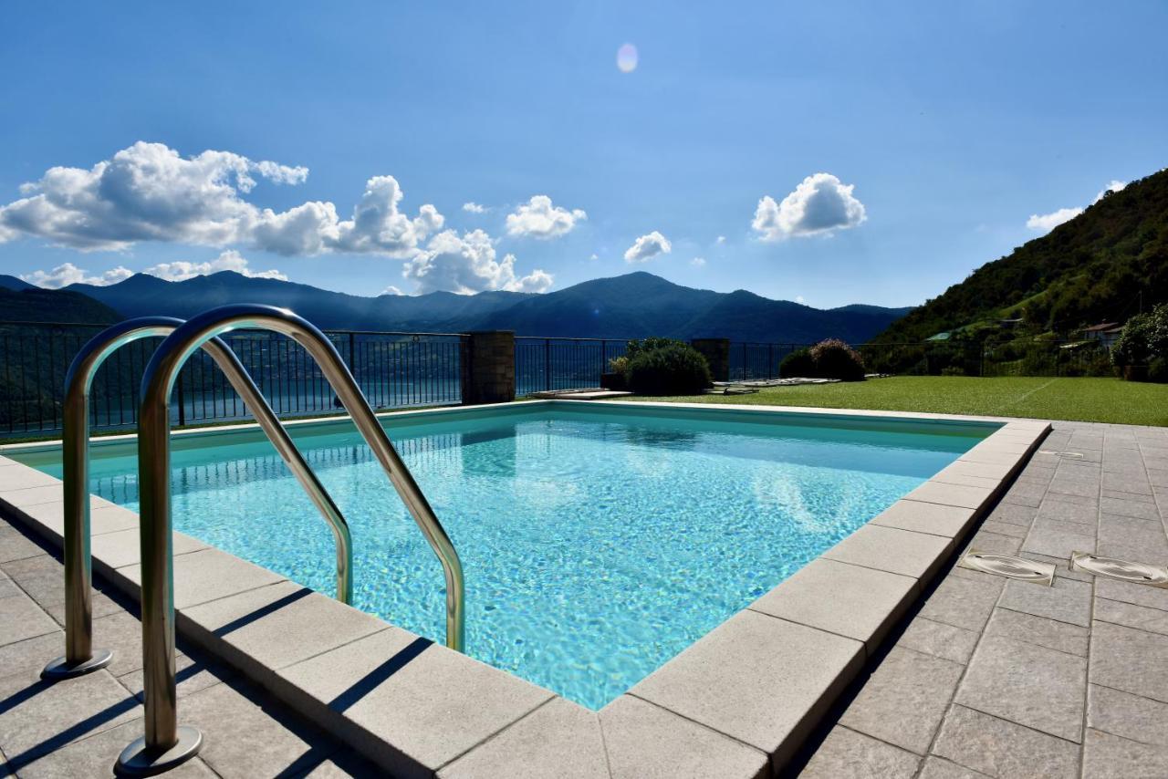 Italian Vacation Homes - La Petite Maison Du Lac 타베르놀라 베르가마스카 외부 사진