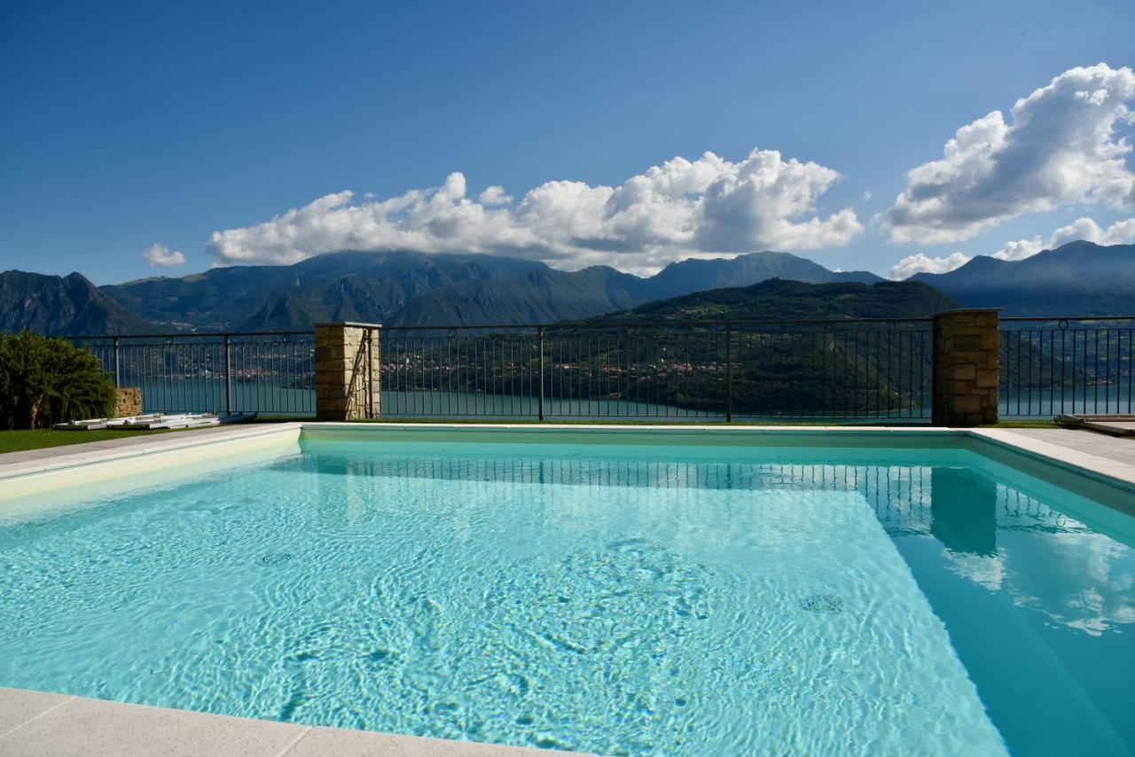 Italian Vacation Homes - La Petite Maison Du Lac 타베르놀라 베르가마스카 외부 사진