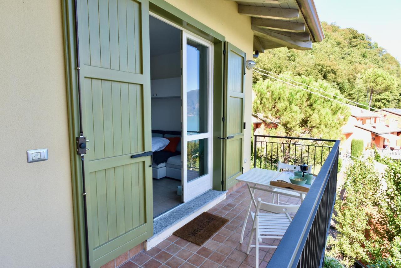 Italian Vacation Homes - La Petite Maison Du Lac 타베르놀라 베르가마스카 외부 사진