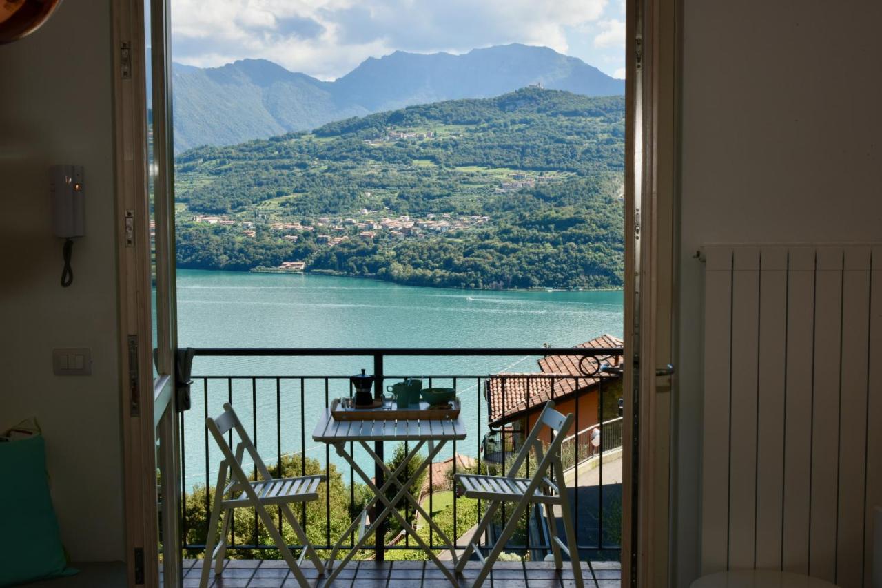 Italian Vacation Homes - La Petite Maison Du Lac 타베르놀라 베르가마스카 외부 사진